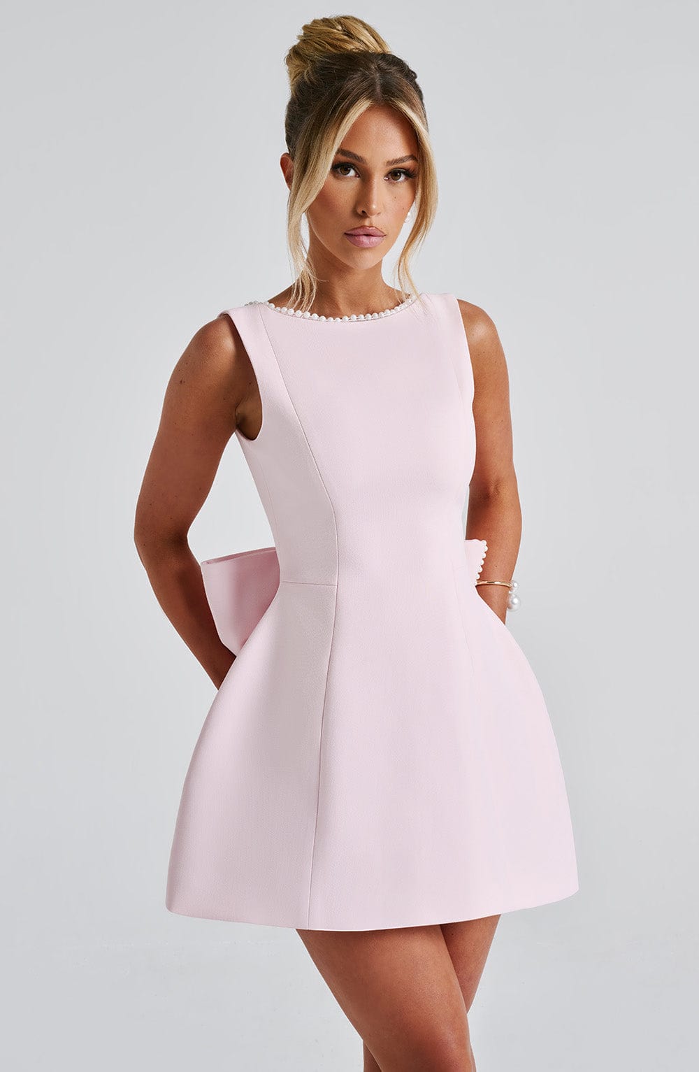 Amandine | Elegante Gestructureerde Mini-jurk voor Bruiloftsgasten