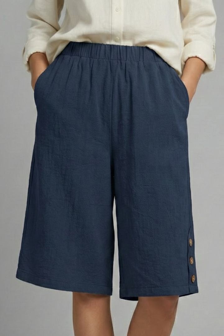 Bente | Ontspannen Dames Korte Broek Met Knopen