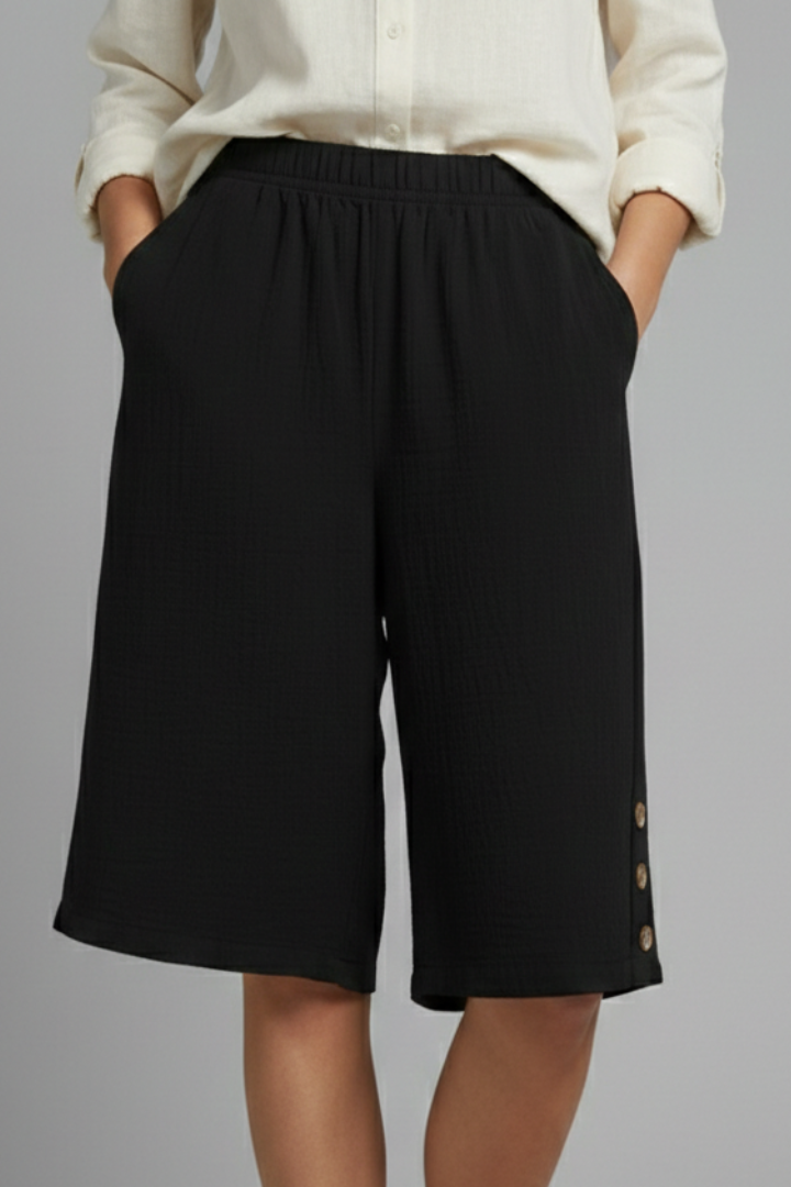 Bente | Ontspannen Dames Korte Broek Met Knopen
