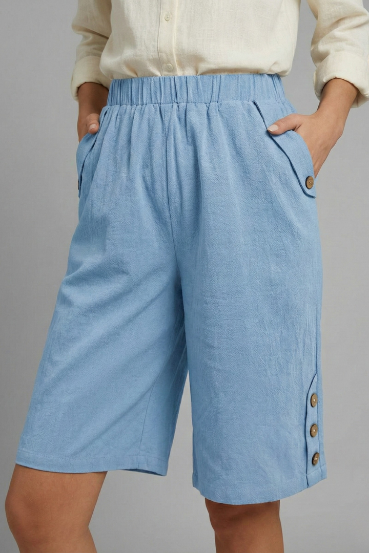 Bente | Ontspannen Dames Korte Broek Met Knopen