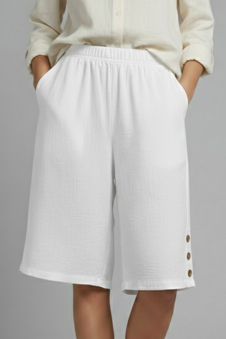 Bente | Ontspannen Dames Korte Broek Met Knopen