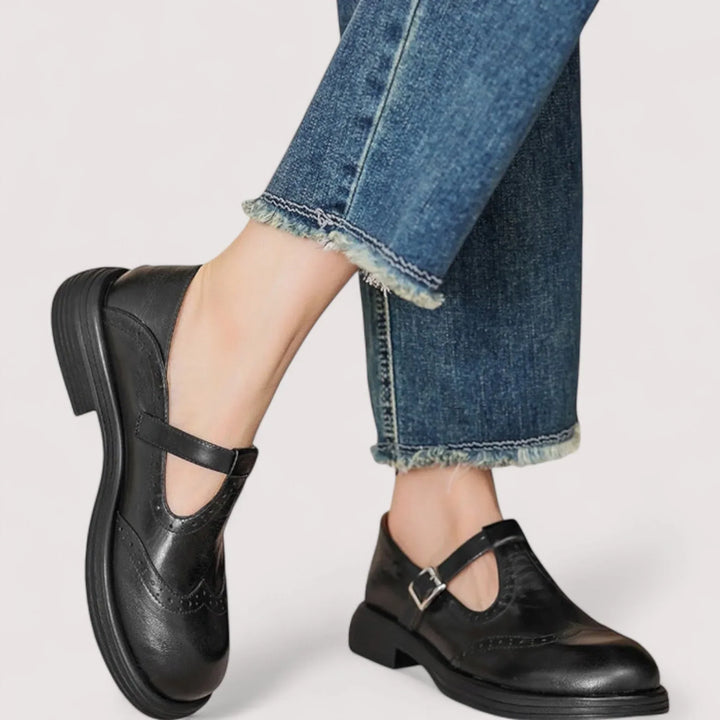 Daan | Dames Mary Jane Brogue T Bar Blokhak Schoenen