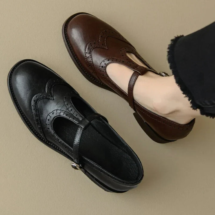 Lien | Dames Mary Jane Brogue T Bar Lage Blokhak