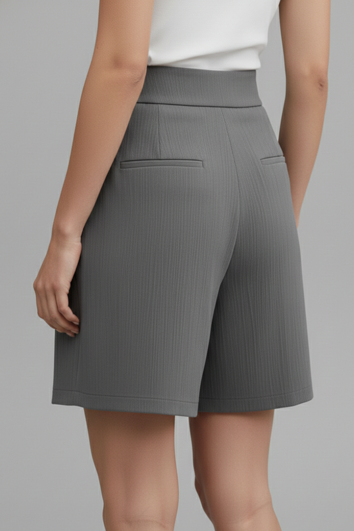 Noortje | Stijlvolle Damesshort Met Wijde Pijpen En Hoge Taille